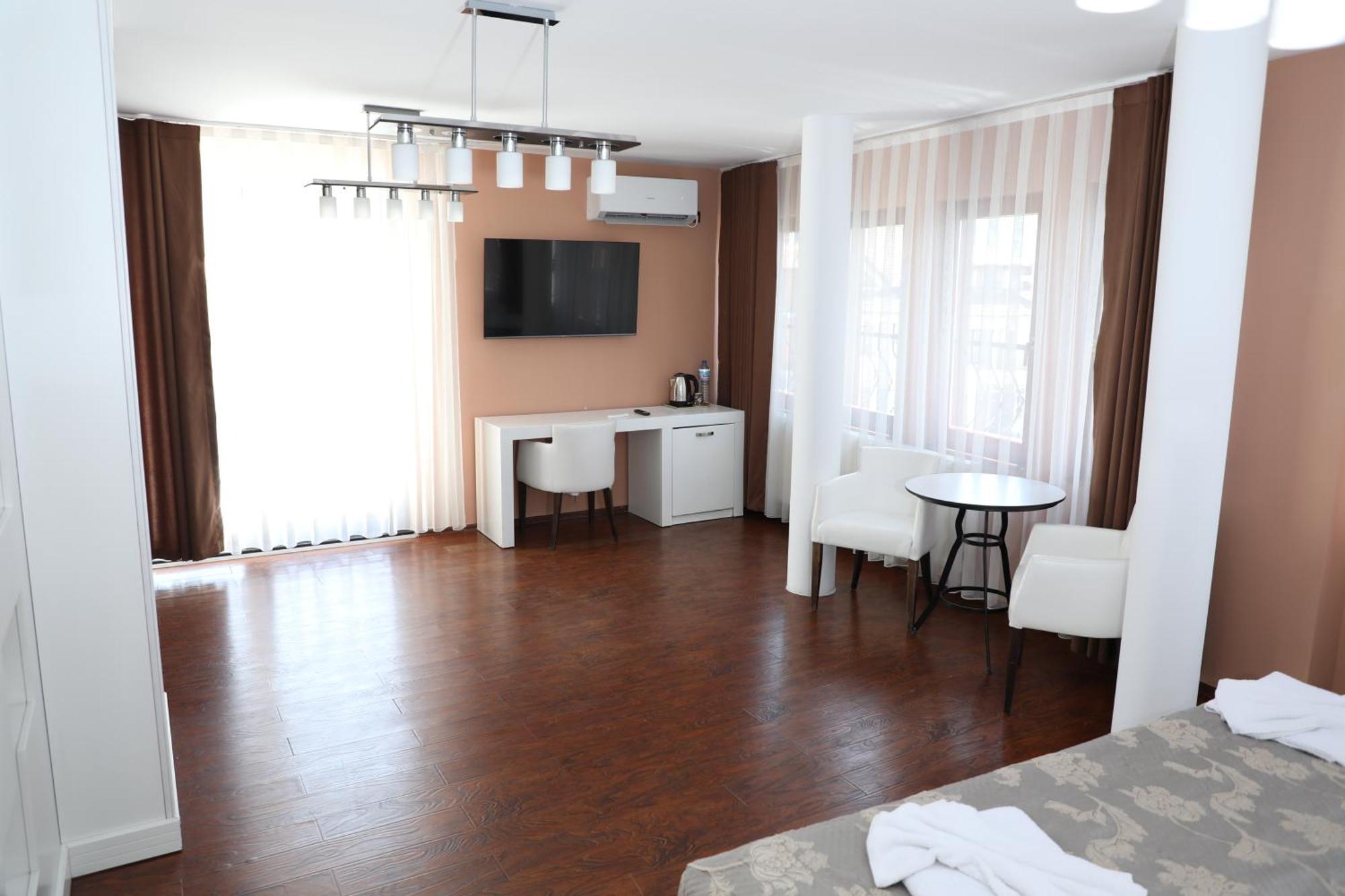 Bruti Hotel Prizren Ngoại thất bức ảnh