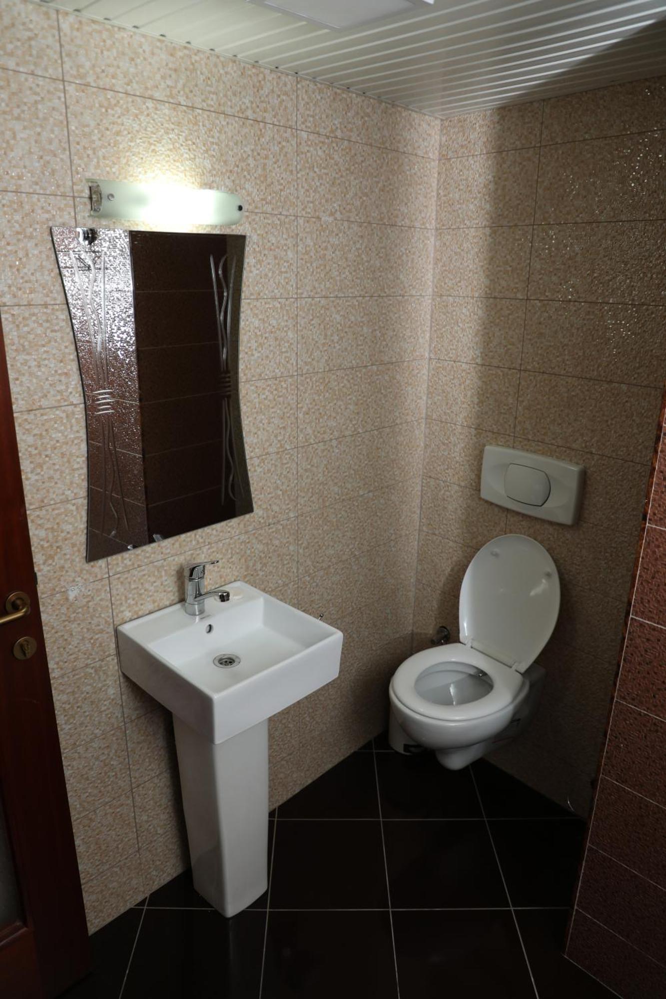Bruti Hotel Prizren Ngoại thất bức ảnh